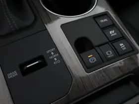 Toyota Highlander (2024) thumbnail 35