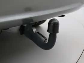 Toyota Highlander (2024) thumbnail 5