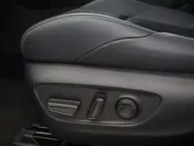 Toyota RAV4 (2025) thumbnail 15