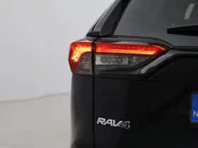 Toyota RAV4 (2025) thumbnail 18