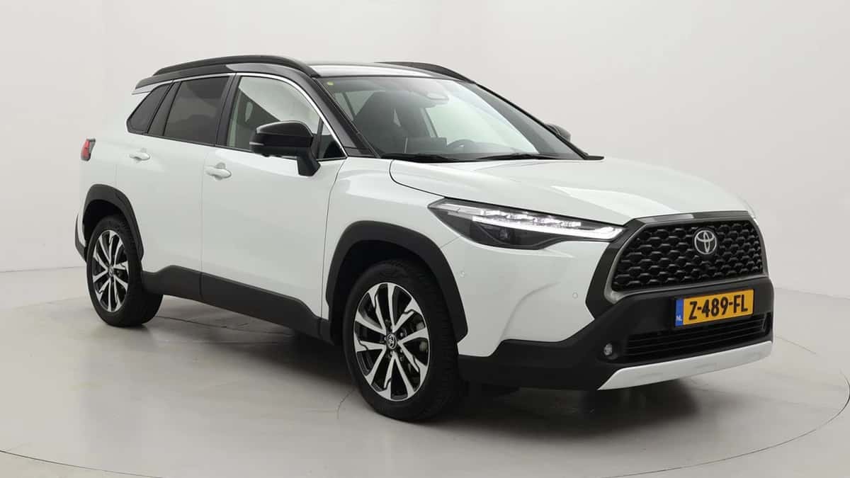 Toyota Corolla (2024) — foto 1