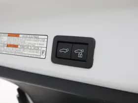 Toyota Corolla (2024) thumbnail 42