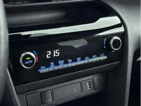 Toyota Yaris Cross (2023) thumbnail 18