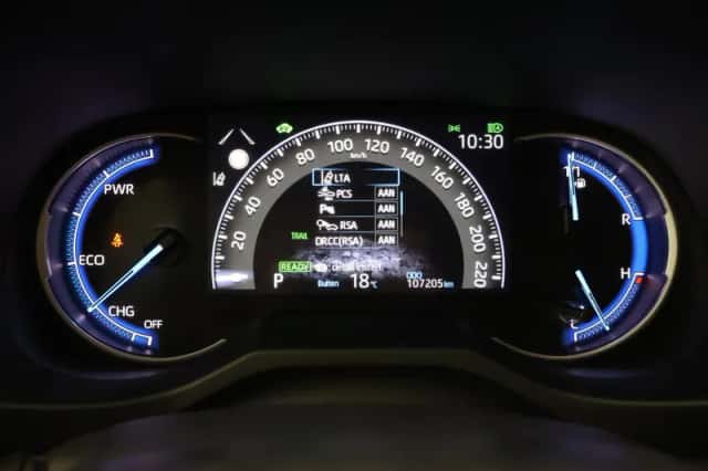 Toyota RAV4 (2021) thumbnail 3