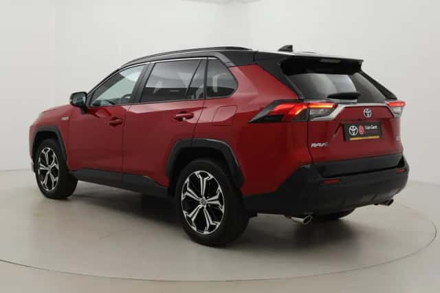 Toyota RAV4 (2022) thumbnail 4