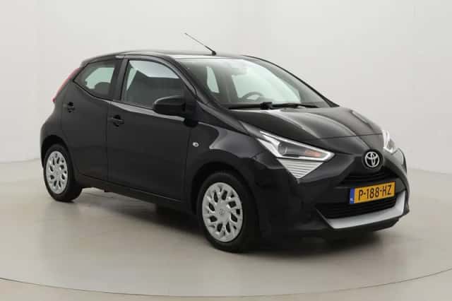 Toyota Aygo (2021) thumbnail 1