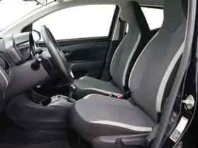 Toyota Aygo (2021) thumbnail 16