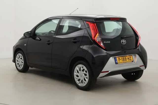 Toyota Aygo (2021) thumbnail 5