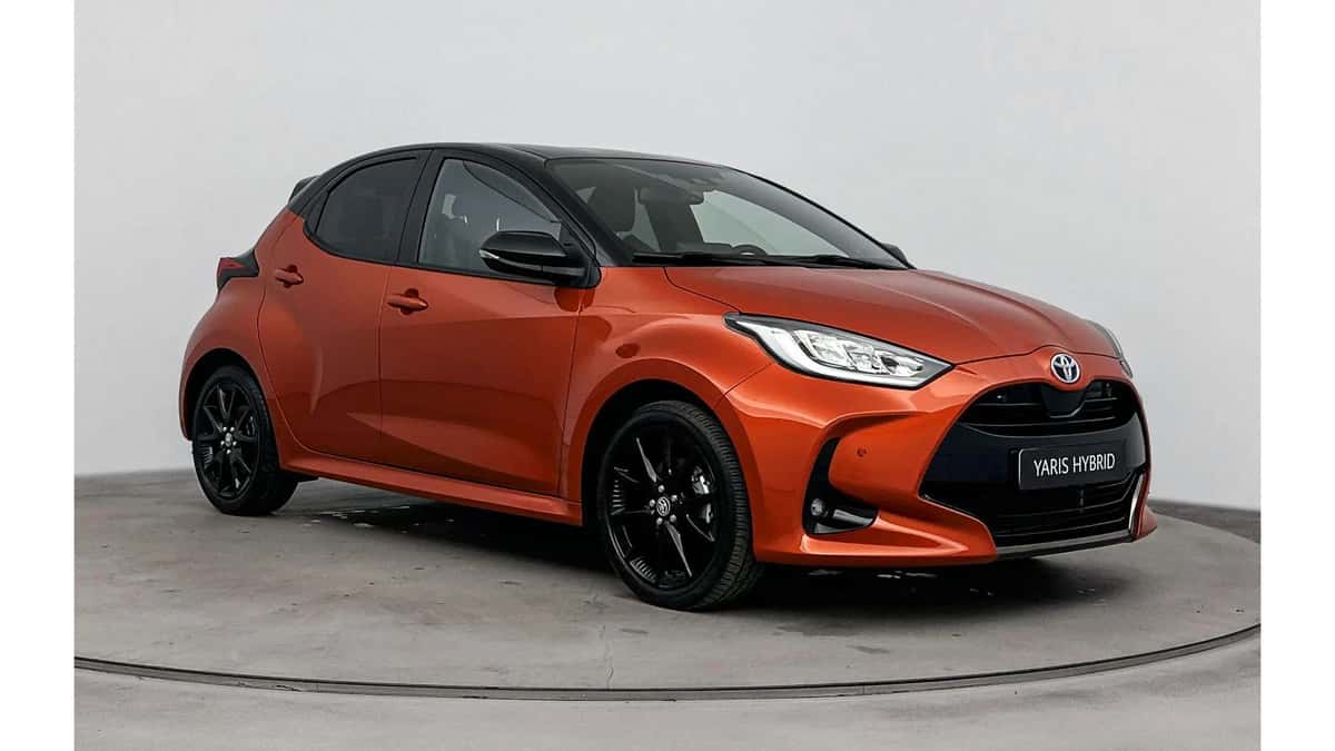 Toyota Yaris (2022) — foto 1