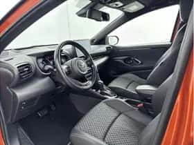 Toyota Yaris (2022) thumbnail 16