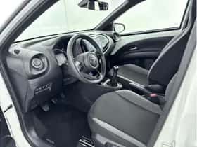 Toyota Aygo X (2024) thumbnail 11