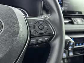 Toyota RAV4 (2021) thumbnail 16