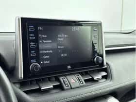 Toyota RAV4 (2021) thumbnail 18
