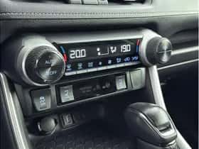 Toyota RAV4 (2021) thumbnail 21