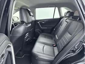 Toyota RAV4 (2021) thumbnail 23