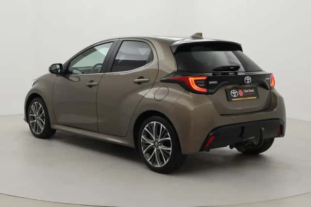 Toyota Yaris (2023) thumbnail 4
