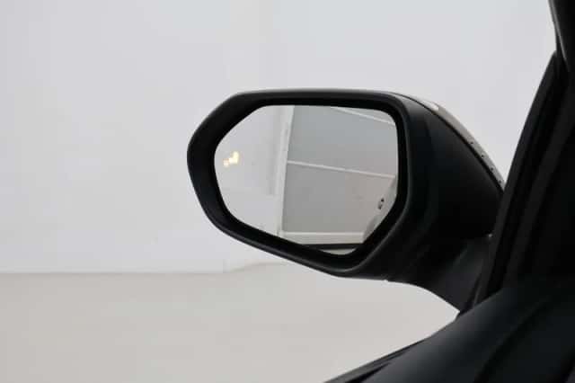 Toyota Yaris (2023) thumbnail 6