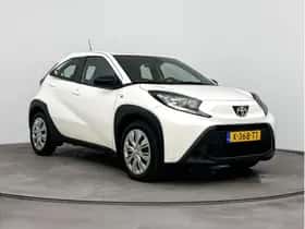 Toyota Aygo X (2024) thumbnail 1