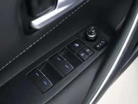 Toyota Corolla (2019) thumbnail 24