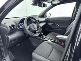 Toyota Yaris Cross (2025) thumbnail 15