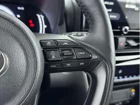 Toyota Yaris Cross (2025) thumbnail 18