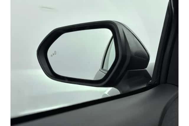 Toyota Yaris Cross (2025) thumbnail 5
