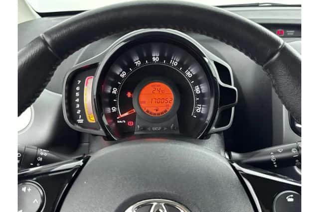 Toyota Aygo (2020) thumbnail 3
