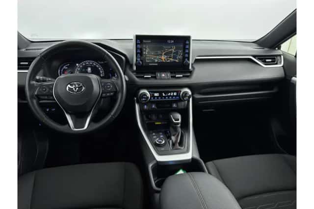 Toyota RAV4 (2022) thumbnail 2