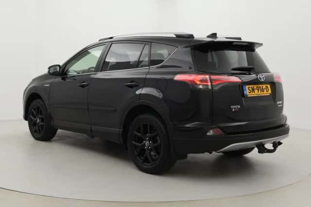 Toyota RAV4 (2018) thumbnail 4