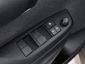 Toyota Yaris (2020) thumbnail 22