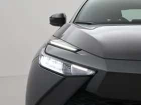 Toyota C-HR (2024) thumbnail 11