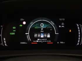 Toyota C-HR (2024) thumbnail 3