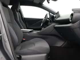 Toyota C-HR (2024) thumbnail 32
