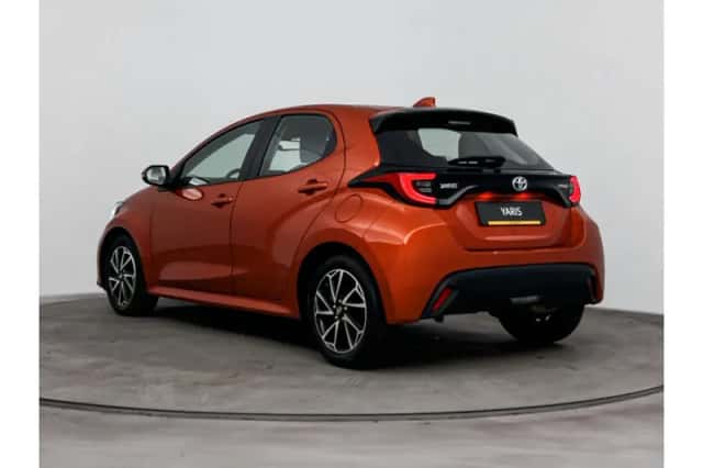 Toyota Yaris (2022) thumbnail 4