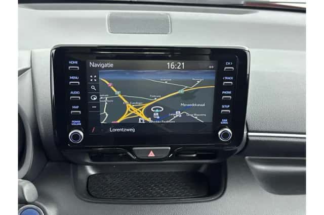 Toyota Yaris (2022) thumbnail 5
