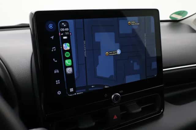 Toyota Yaris (2024) thumbnail 6