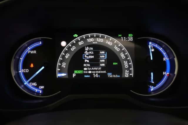 Toyota RAV4 (2019) thumbnail 3