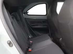 Toyota Aygo X (2024) thumbnail 32