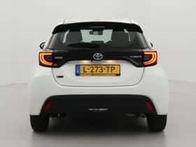 Toyota Yaris (2021) thumbnail 17