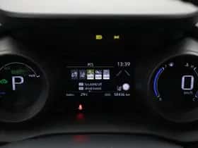 Toyota Yaris (2021) thumbnail 3