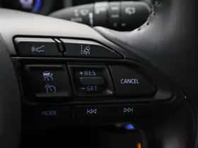 Toyota Yaris (2021) thumbnail 9