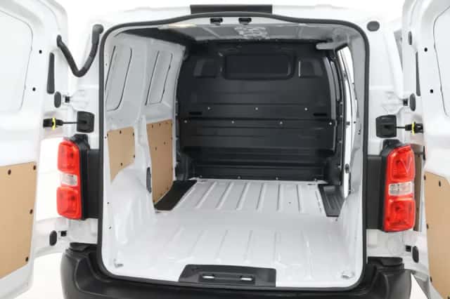 Toyota Proace (2024) thumbnail 5
