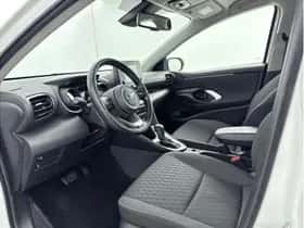 Toyota Yaris (2022) thumbnail 12