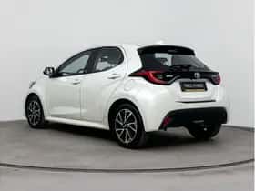 Toyota Yaris (2022) thumbnail 4