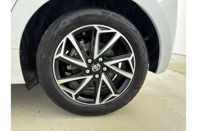 Toyota Yaris (2022) thumbnail 6