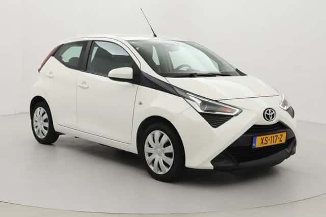 Toyota Aygo (2019) thumbnail 1