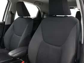 Toyota Yaris (2021) thumbnail 10