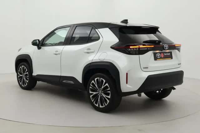 Toyota Yaris Cross (2022) thumbnail 4