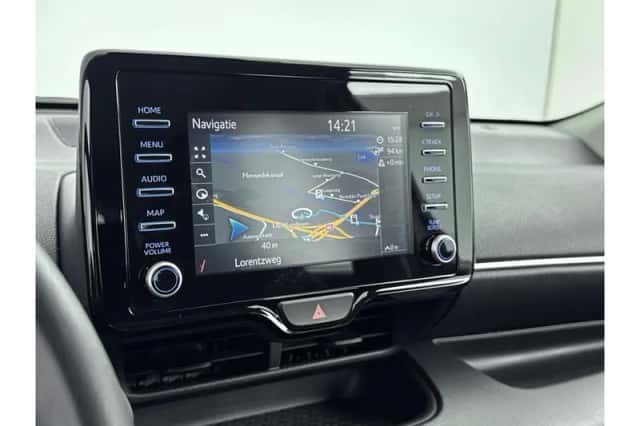Toyota Yaris (2023) thumbnail 4