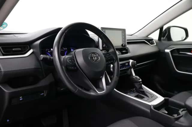 Toyota RAV4 (2019) thumbnail 2